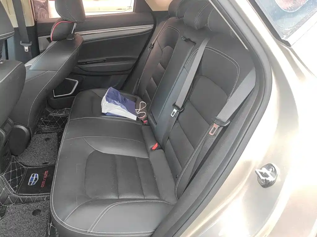 Geely Emgrand GS — миниатюра 17