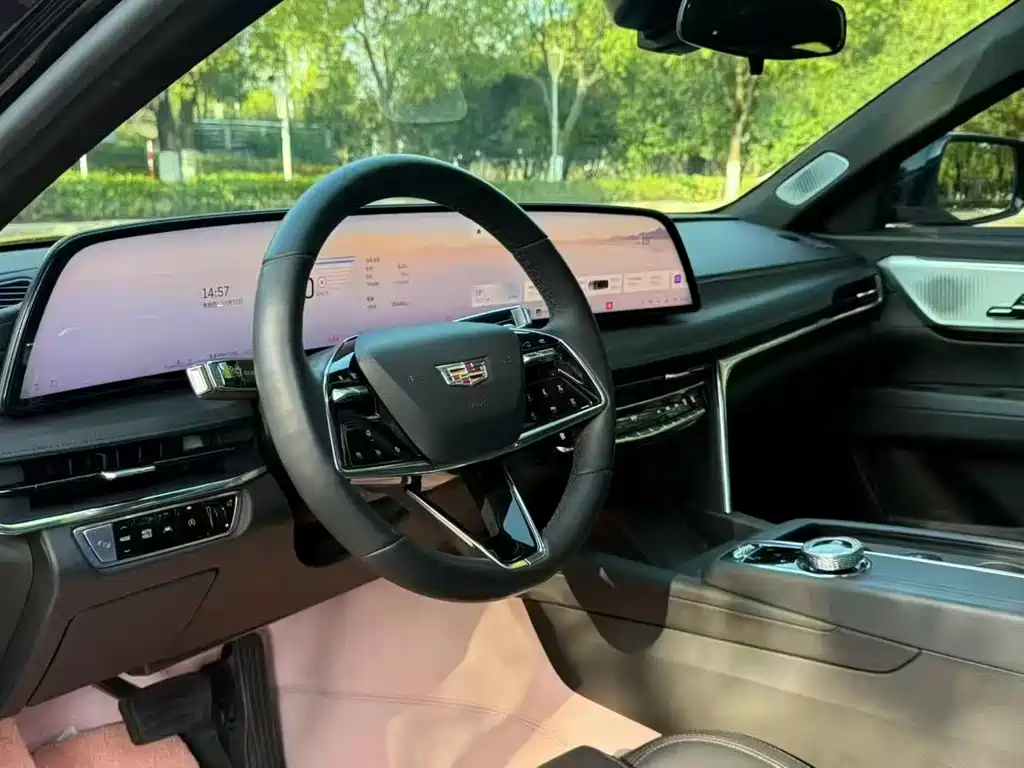 Cadillac CT6 2023 28T Luxury