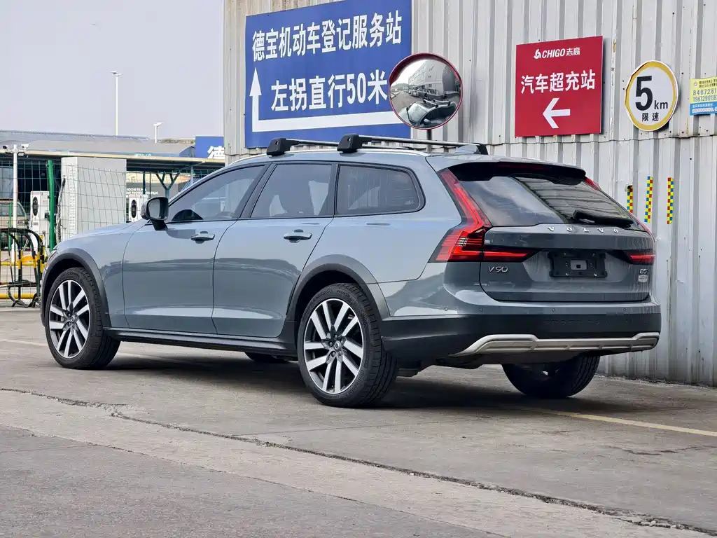 Volvo V90 — миниатюра 13