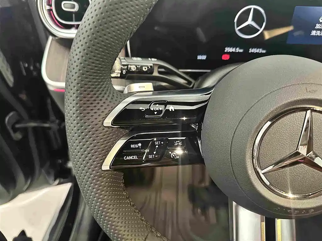 Mercedes-Benz GLC — миниатюра 8