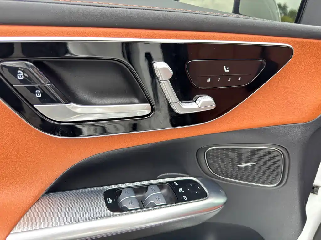Mercedes-Benz GLC — миниатюра 13