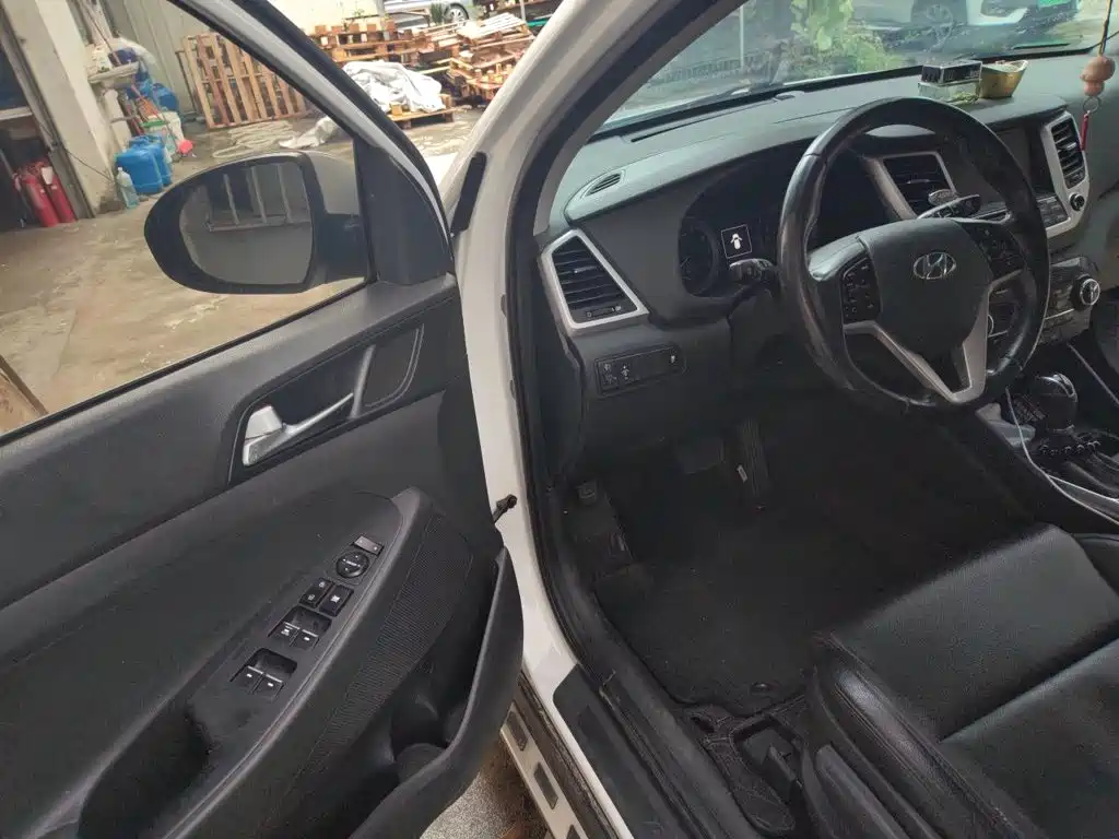 Hyundai Tucson — миниатюра 12