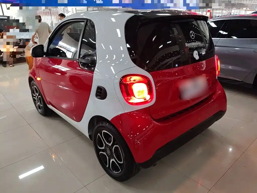 smart Smart Fortwo — миниатюра 5