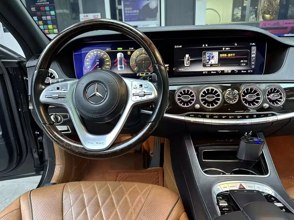 Mercedes-Benz S-Class — миниатюра 6