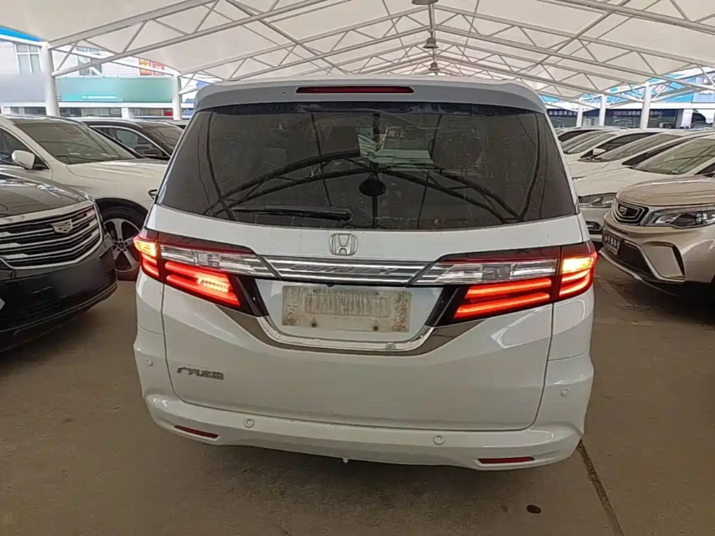 Honda Odyssey 2015 2.4L Premium