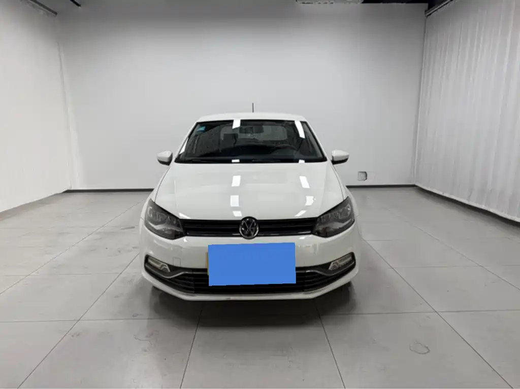 Volkswagen Polo 2016 1.4L AT