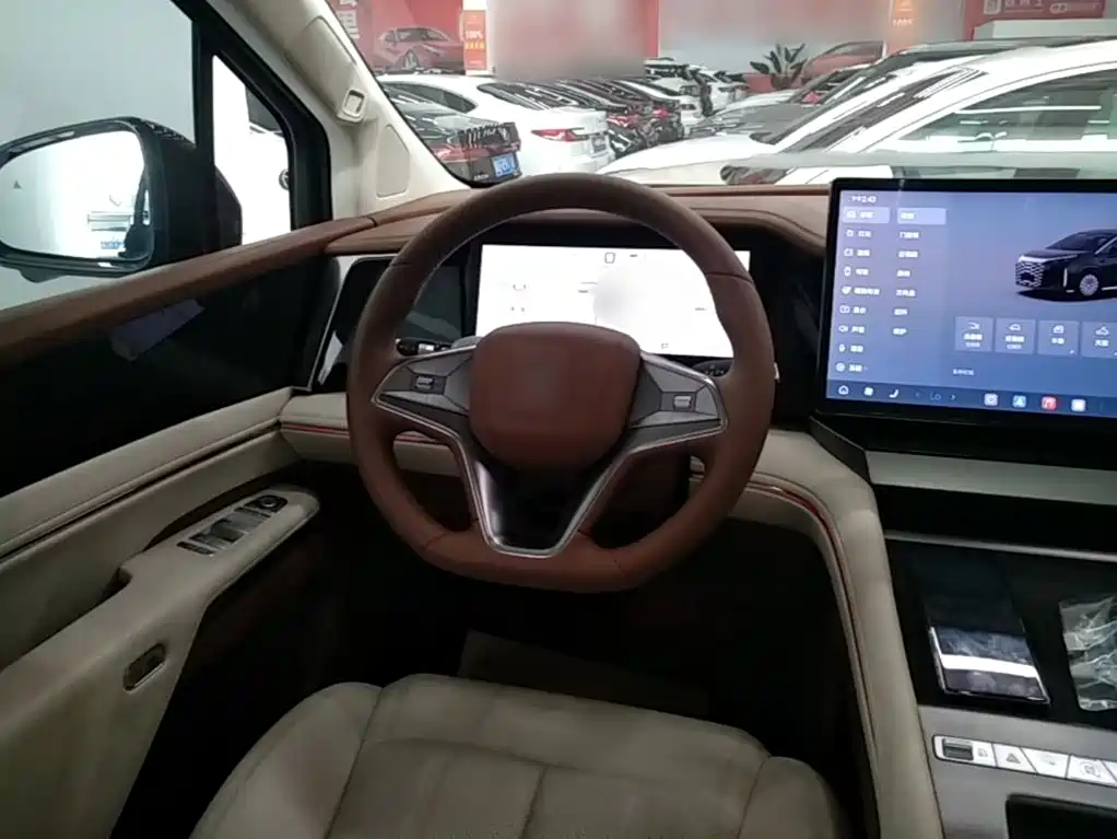 BYD Xia — миниатюра 11
