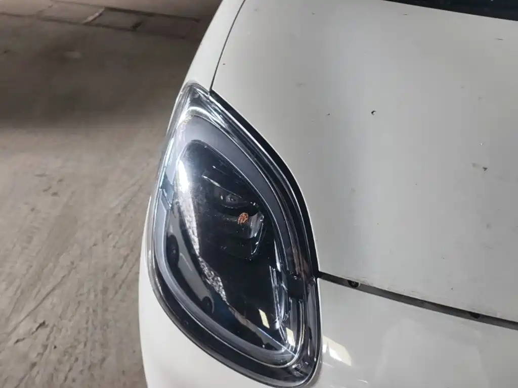 Wuling MINIEV — миниатюра 9