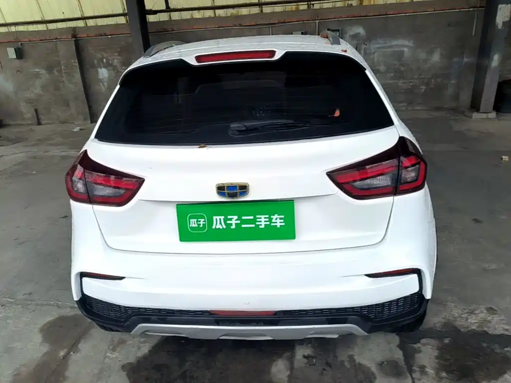 Geely Vision X3 — миниатюра 4
