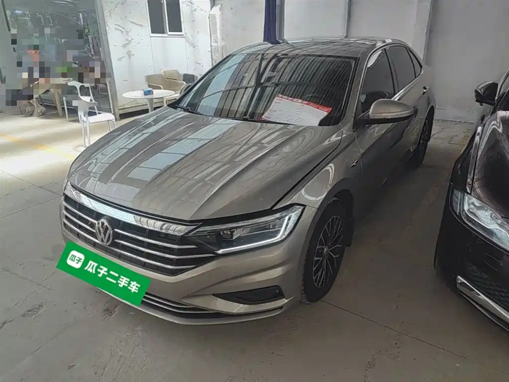 Volkswagen Sagitar 2020