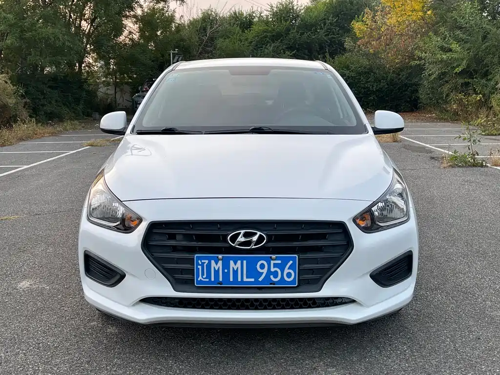 Hyundai Verna — миниатюра 2