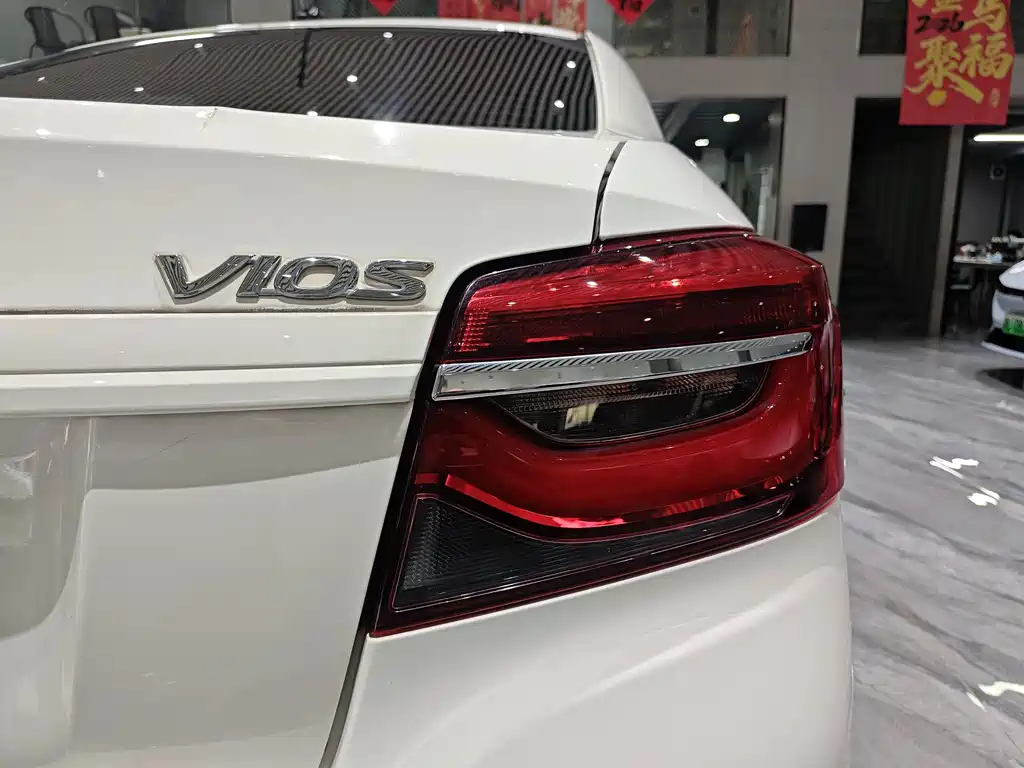 Toyota Vios — миниатюра 25