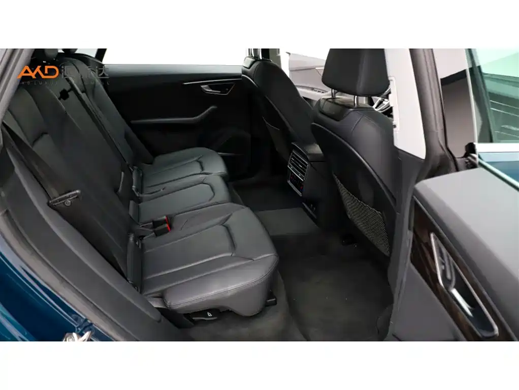 Audi Q8 2022 55 TFSI Luxury