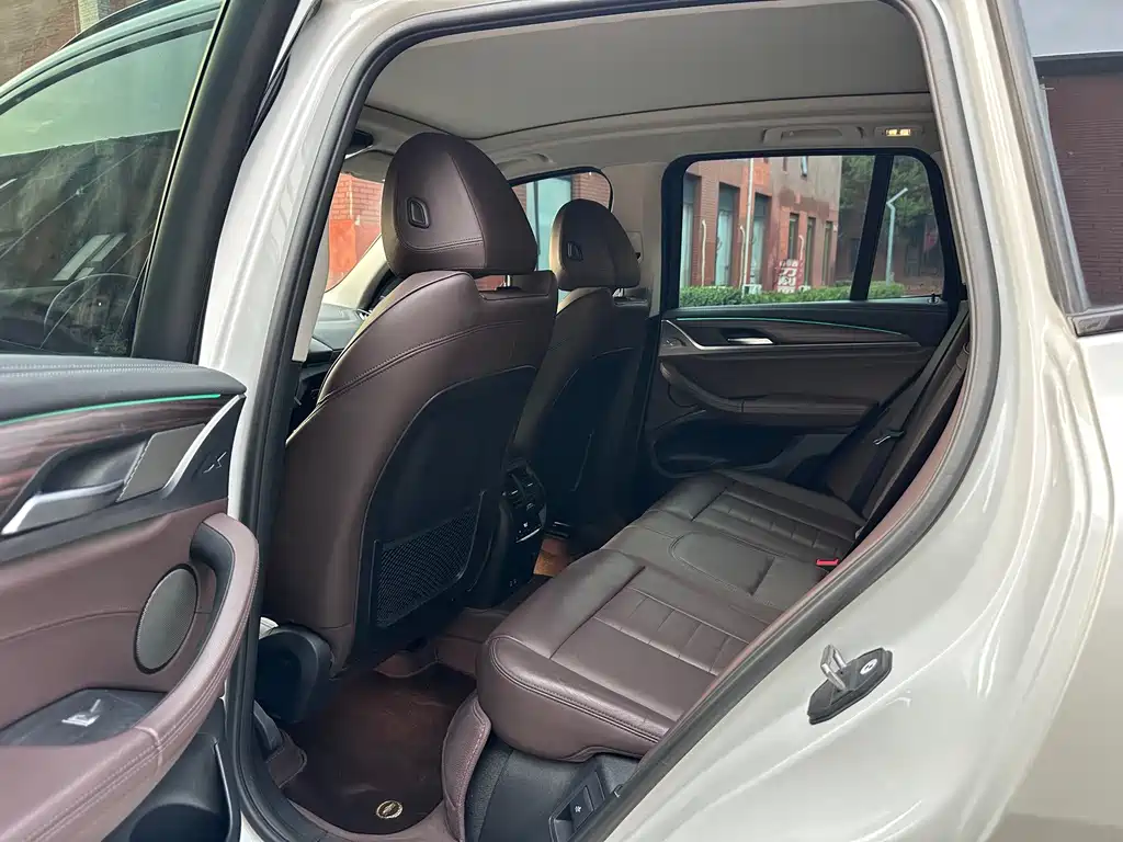 BMW X3 — миниатюра 5
