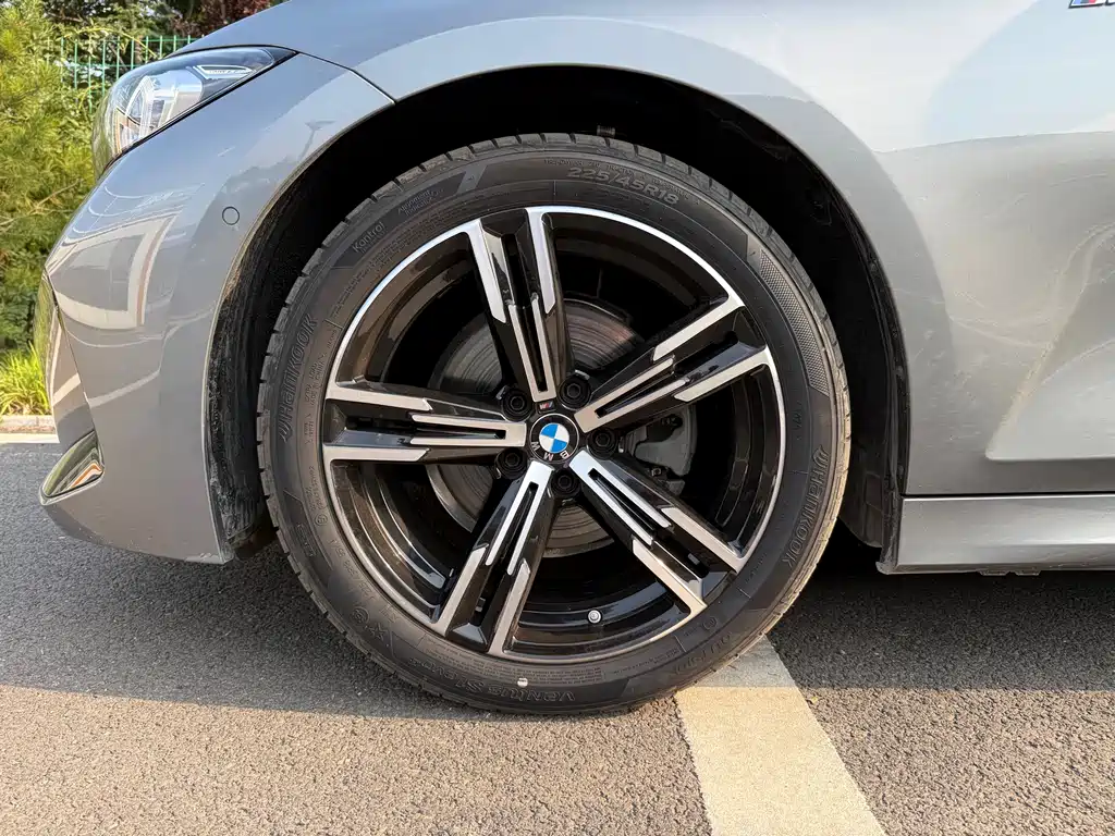 BMW 3 Series 3 2024 325i M Sport