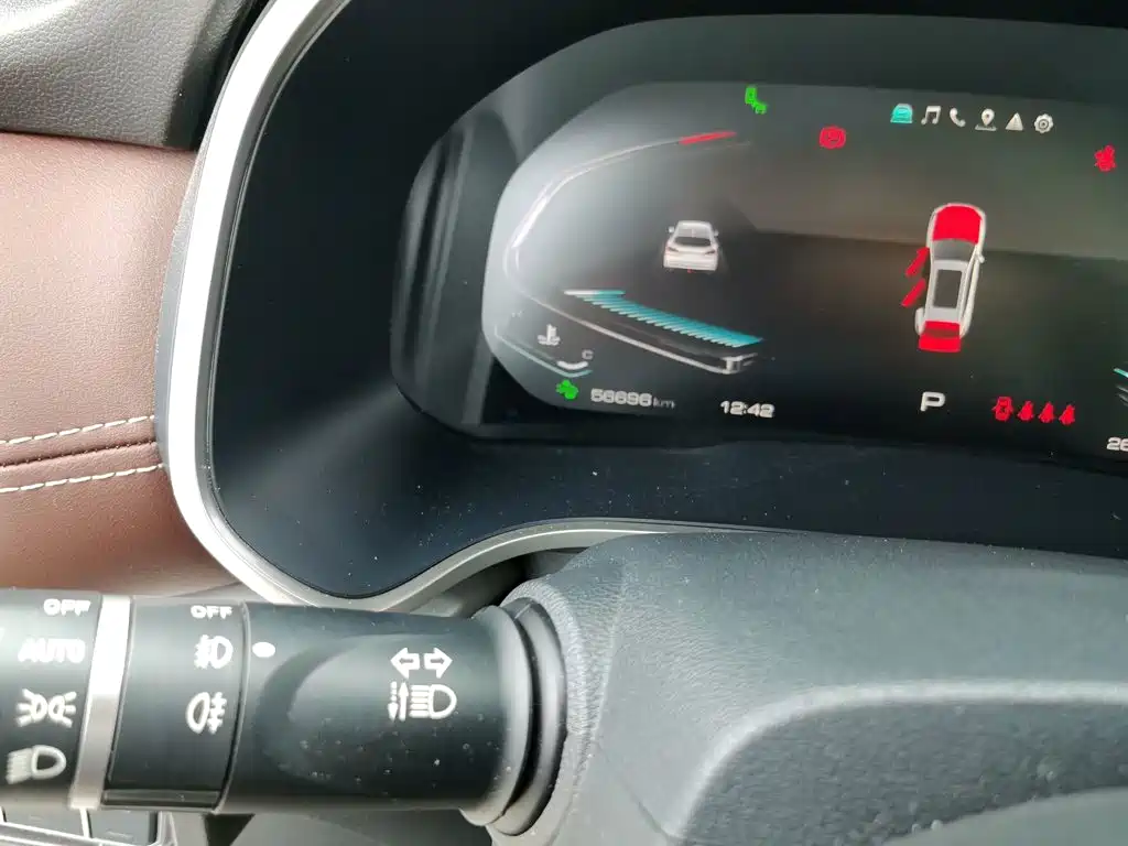 Wey Wey VV6 — миниатюра 5