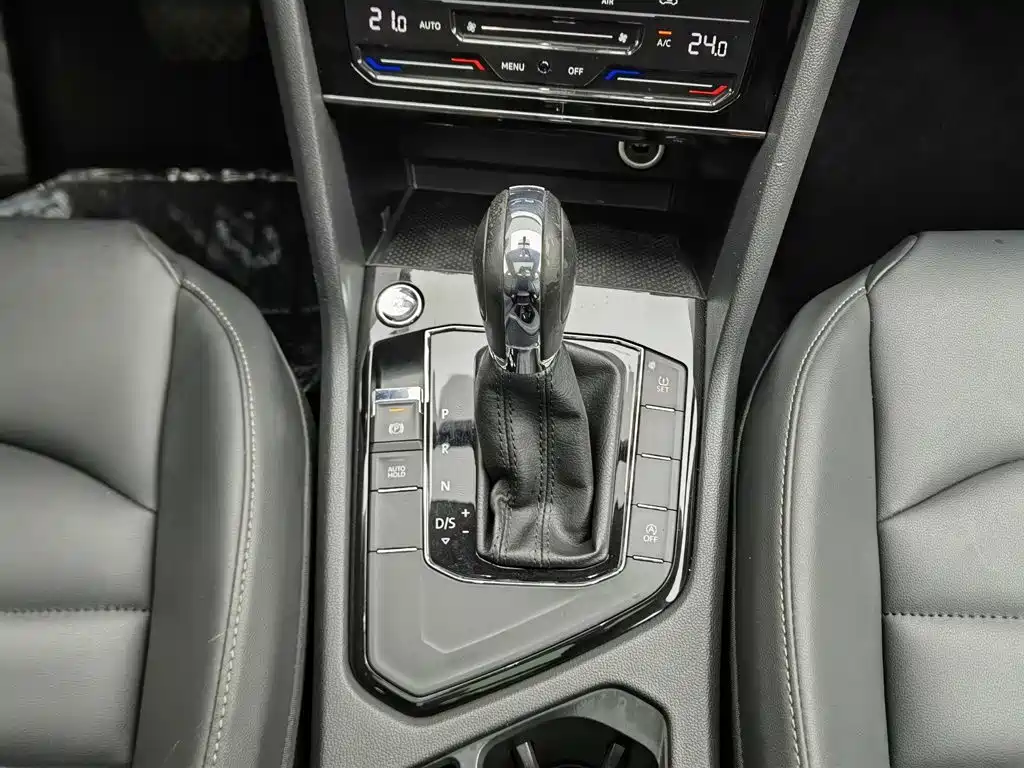 Volkswagen Tharu — миниатюра 13
