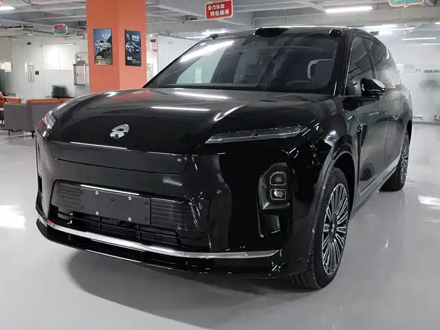NIO ES8