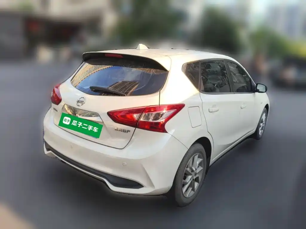 Nissan Tiida — миниатюра 4