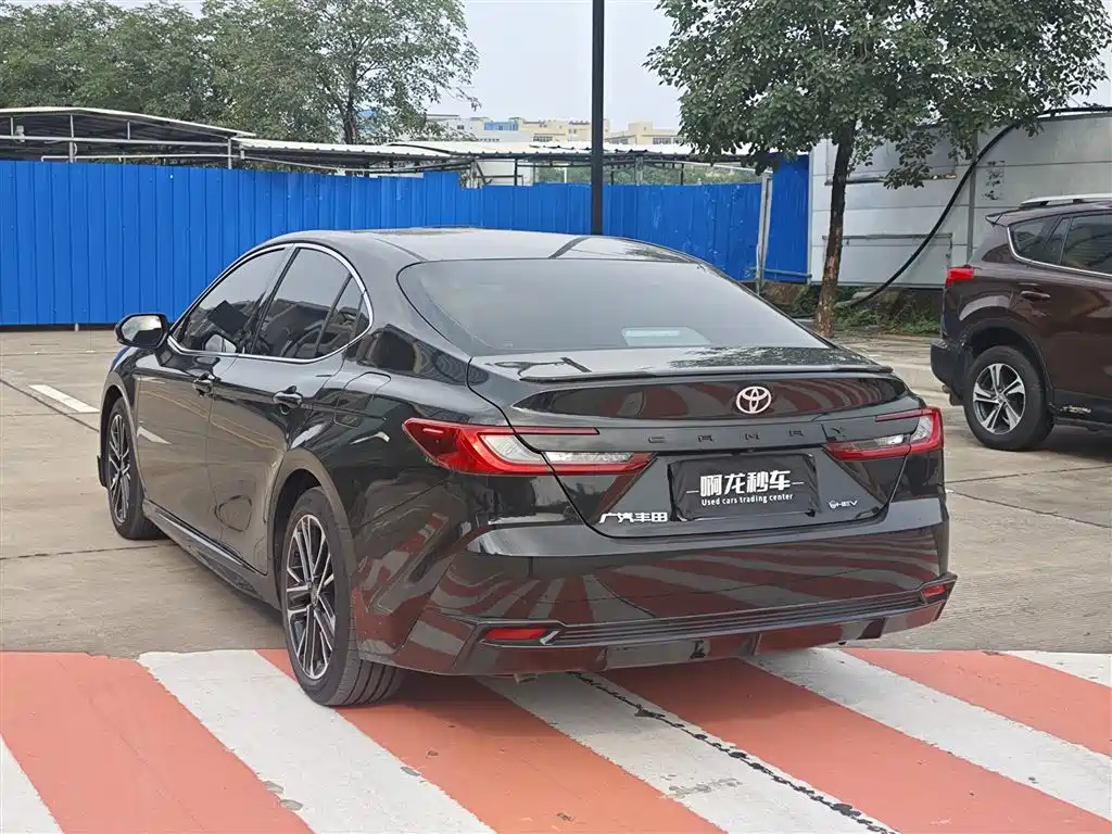 Toyota Camry 2026 2.0HSE Sport Lite