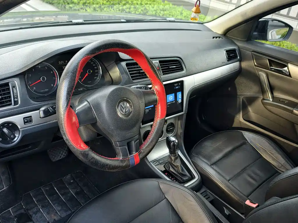 Volkswagen Lavida — миниатюра 11