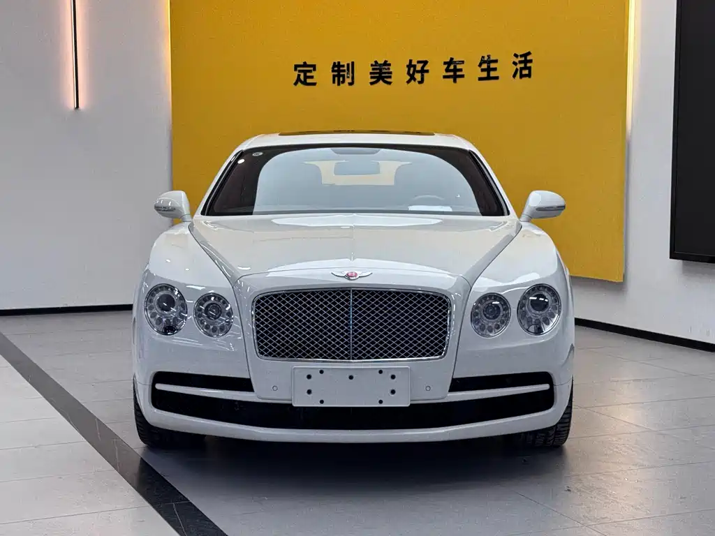Bentley Flying Spur — миниатюра 2