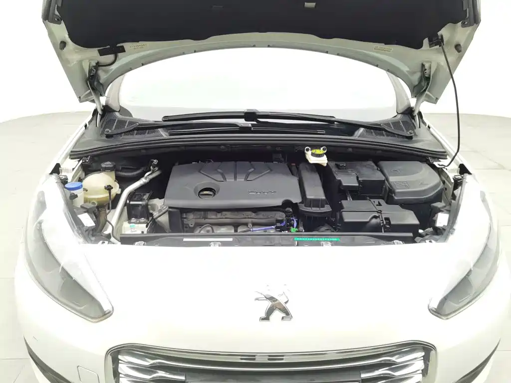 Peugeot 308 — миниатюра 6