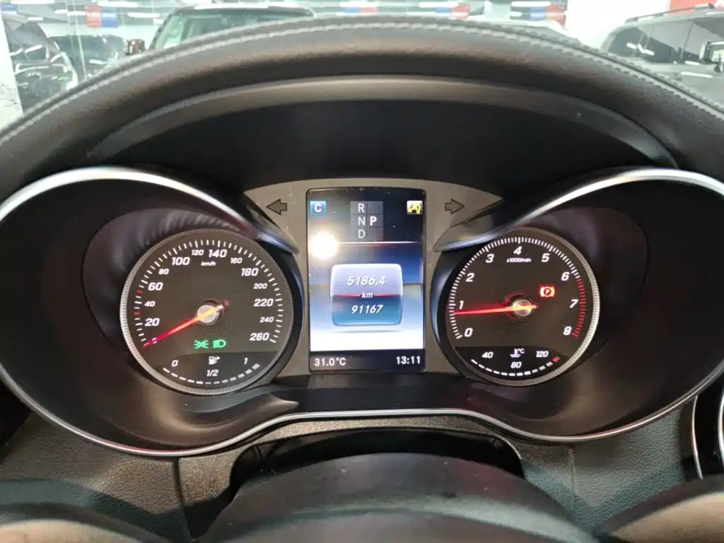 Mercedes-Benz C-Class — миниатюра 12