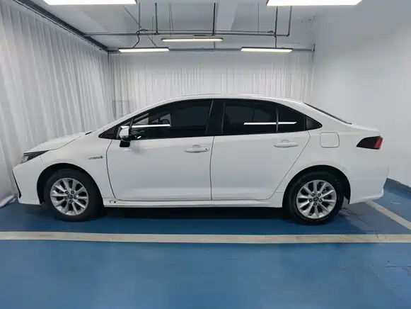 Toyota Corolla 2021 1.8L E-CVT Elite