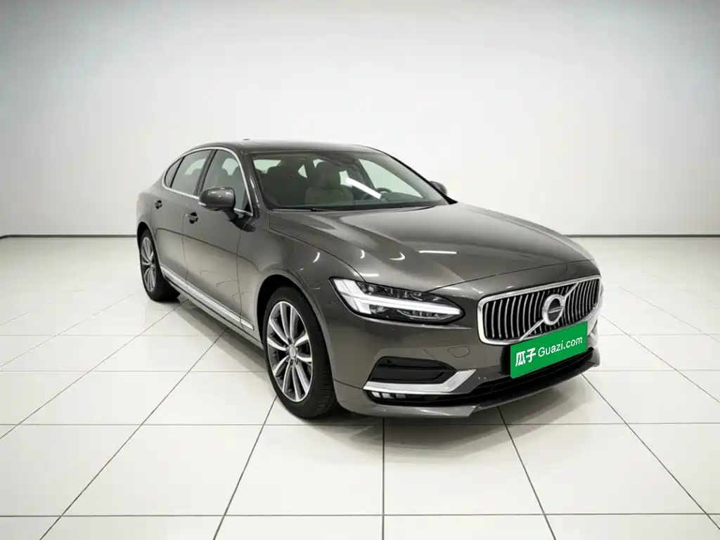 Volvo S90 — миниатюра 3
