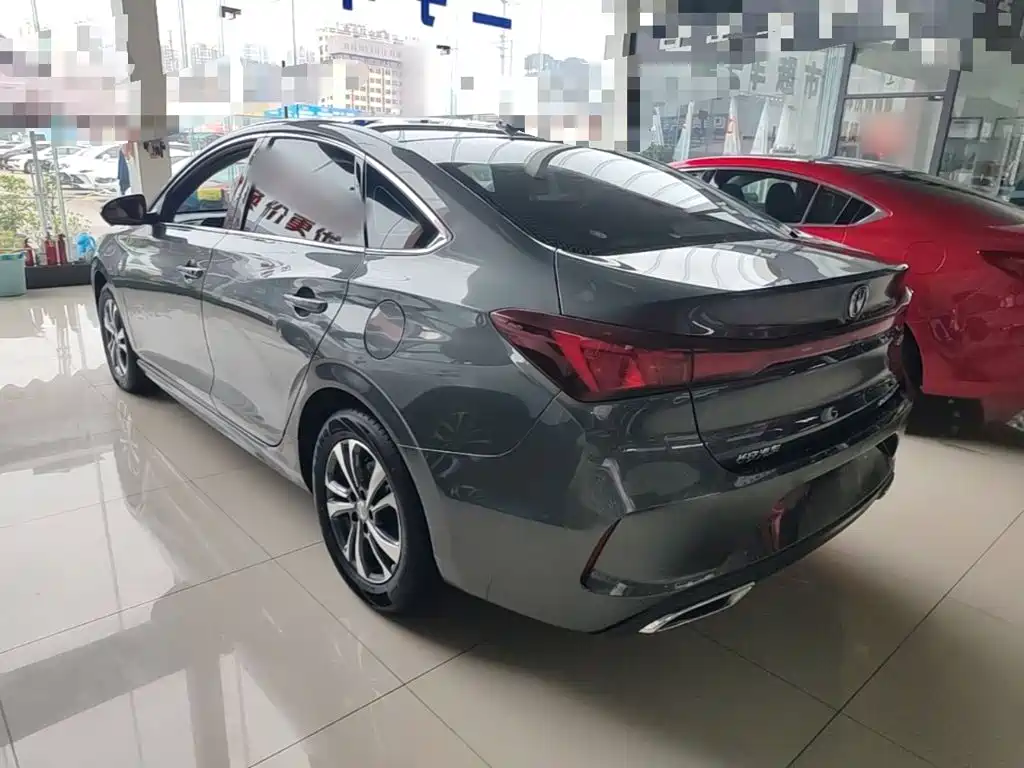 Changan Eado — миниатюра 5
