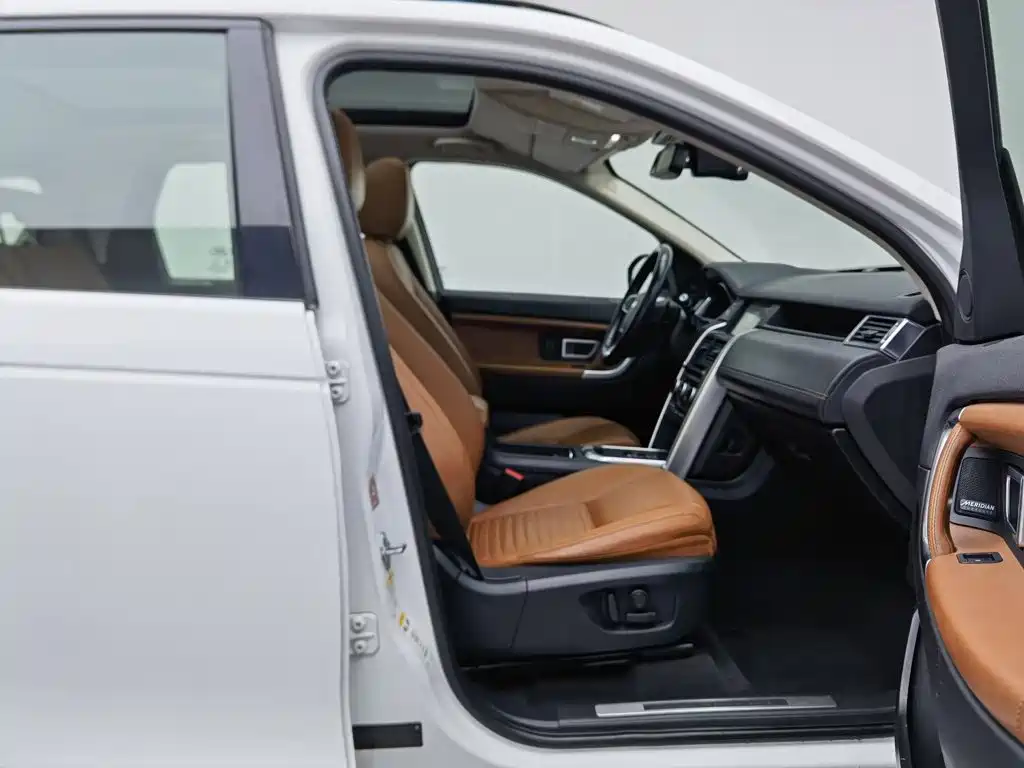 Land Rover Discovery Sport — миниатюра 23