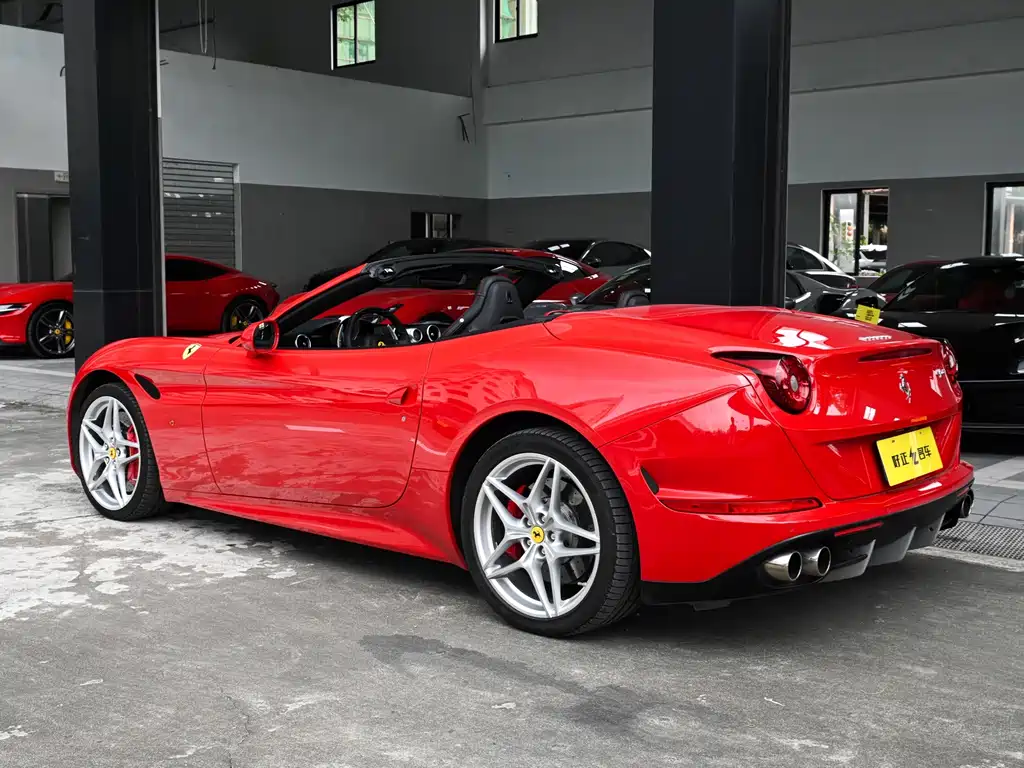 Ferrari California T — миниатюра 3