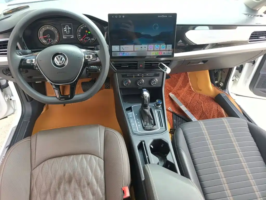 Volkswagen Lavida — миниатюра 10