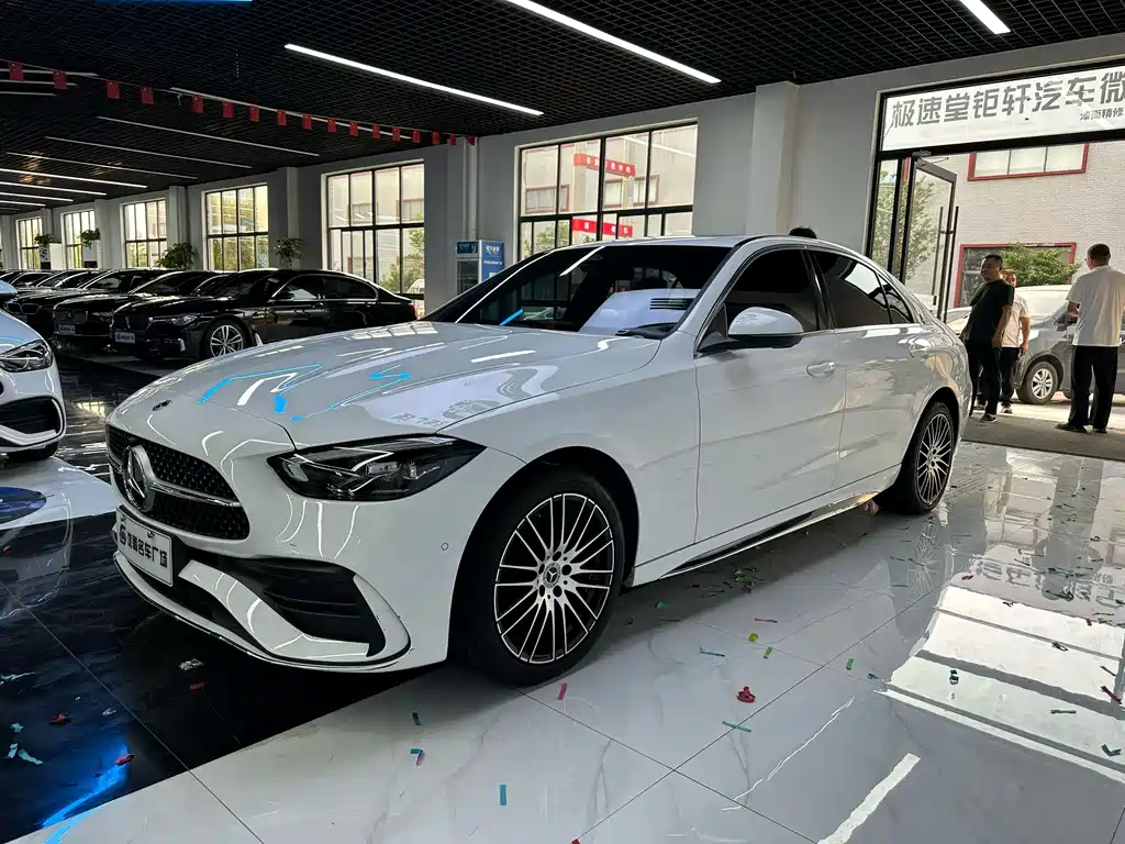 Mercedes-Benz C-Class 2023