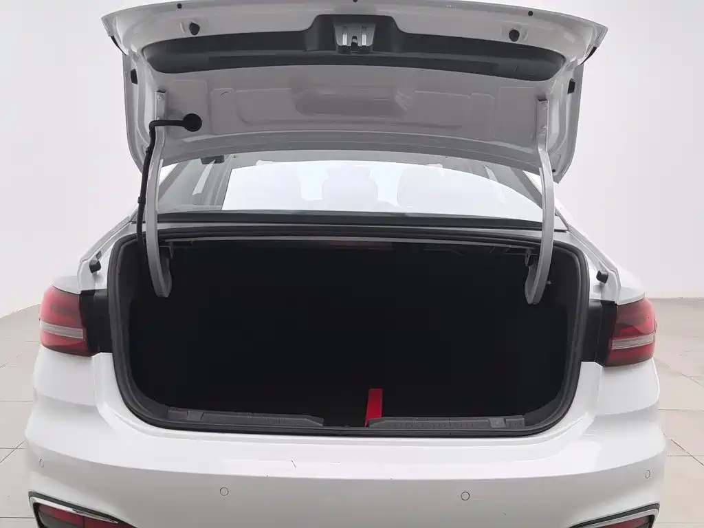 Volkswagen Lavida — миниатюра 16