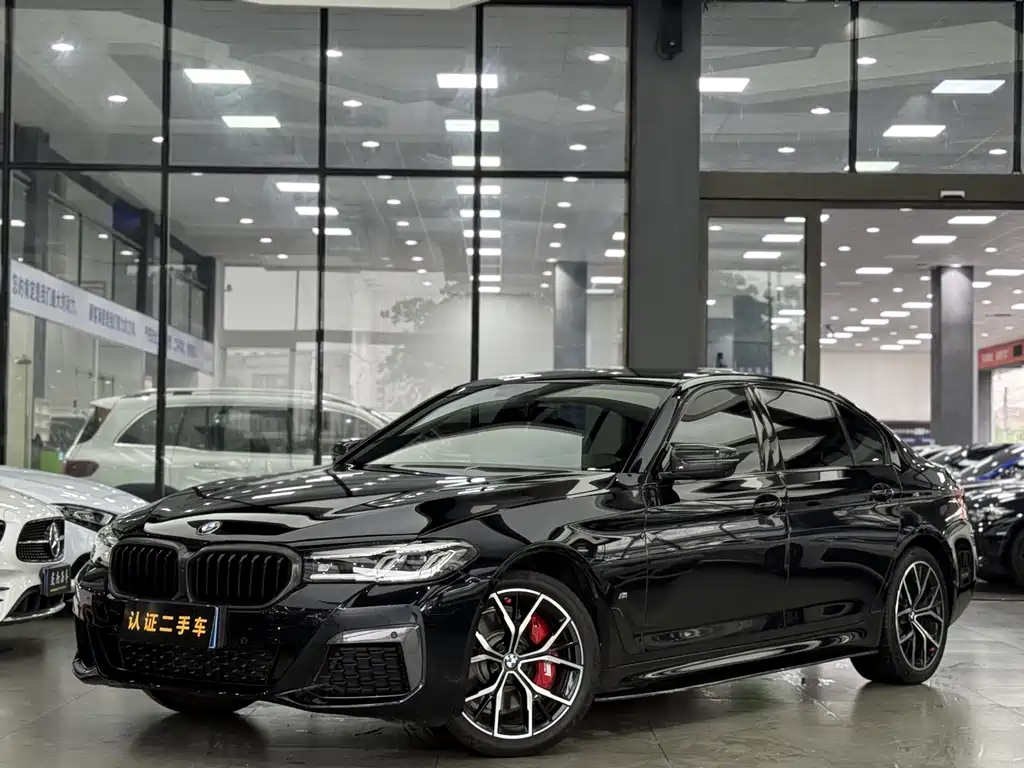 BMW 5 Series 2024