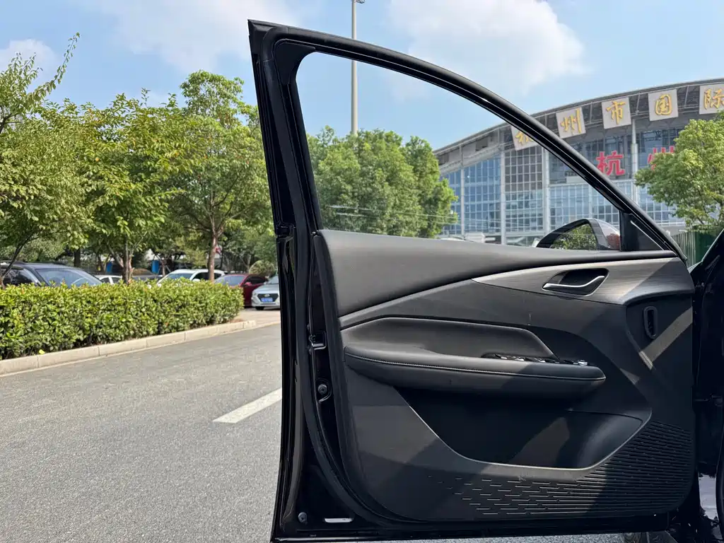 Wuling Xingguang — миниатюра 10