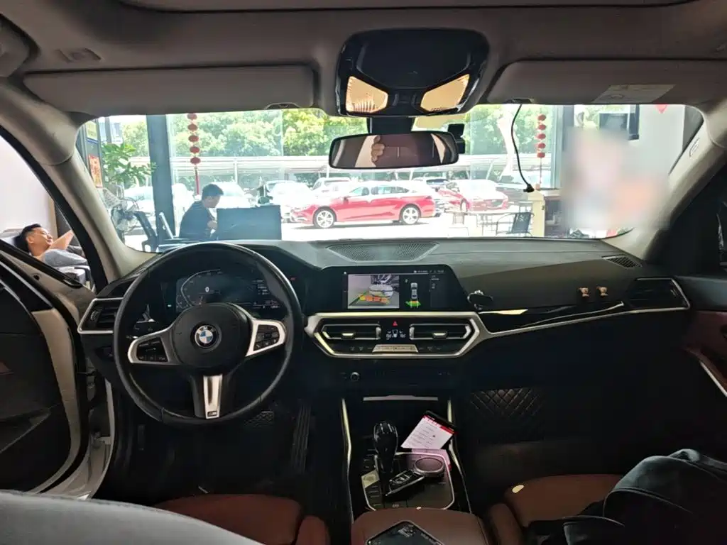 BMW 3 Series — миниатюра 10