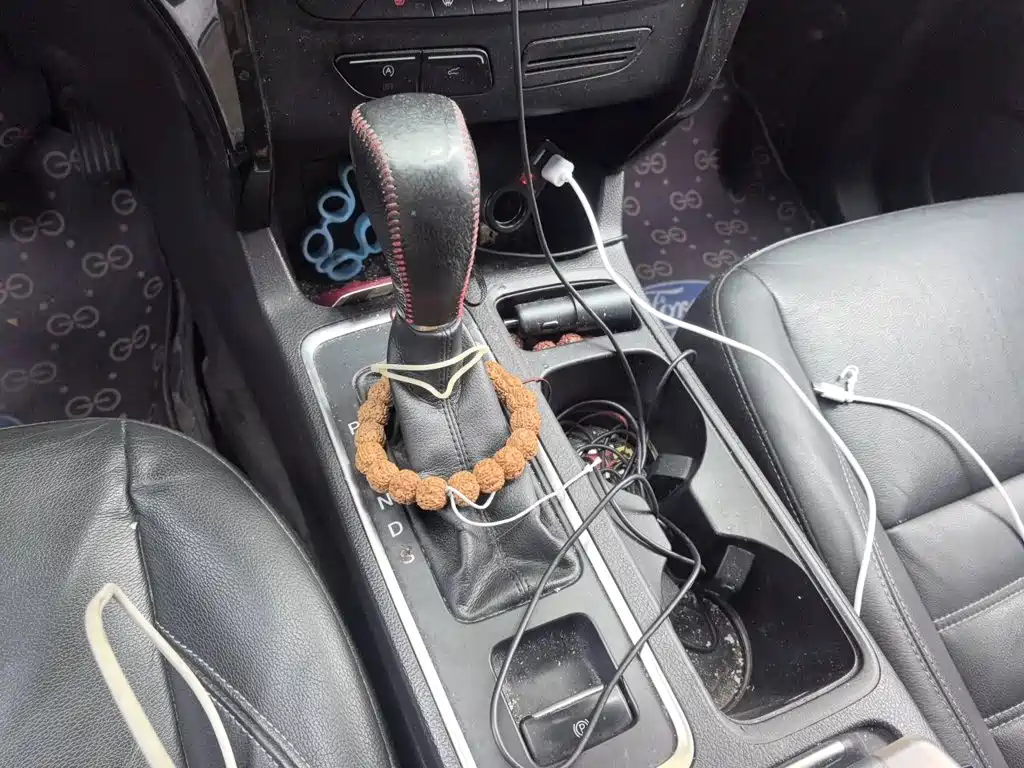 Ford Kuga — миниатюра 11