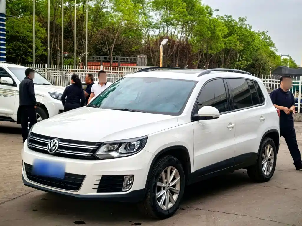 Volkswagen Tiguan 2015 1.8TSI AT Comfort