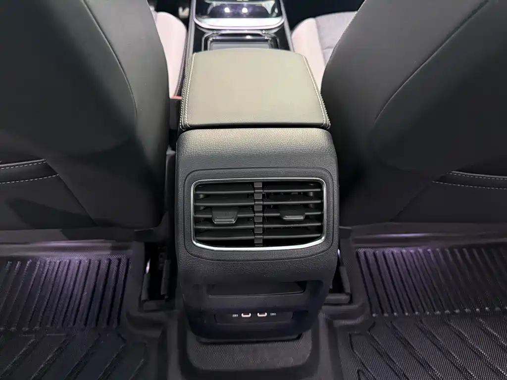 Volkswagen ID.4 Crozz — миниатюра 10