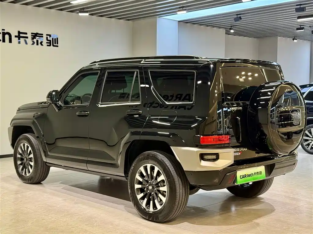 TANK TANK 700 NEW ENERGY