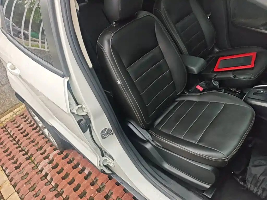 Ford Ecosport — миниатюра 25
