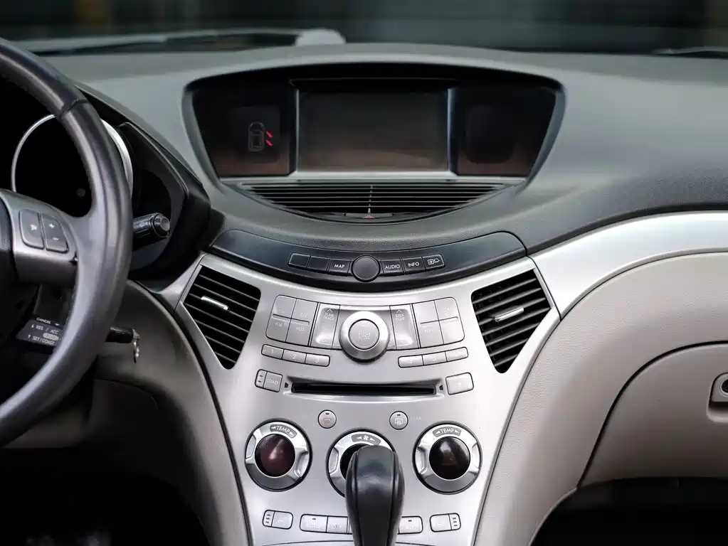 Subaru Tribeca — миниатюра 44