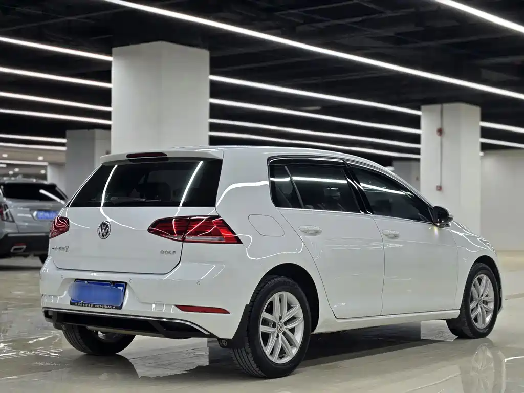 Volkswagen Golf 2018 1.6L AT Comfort