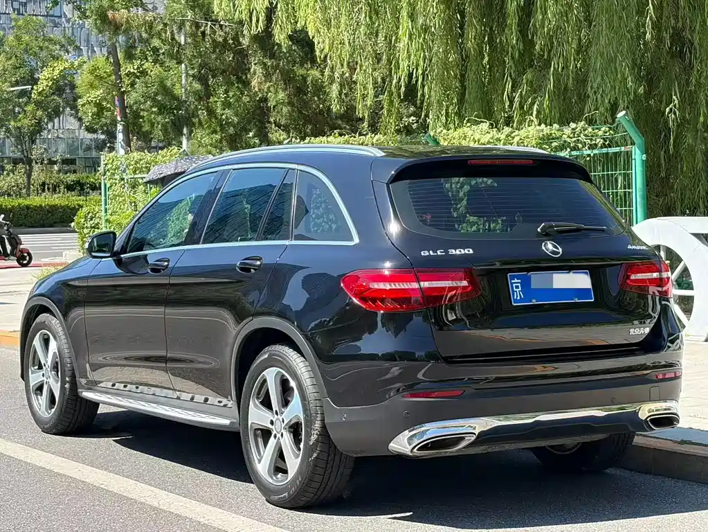 Mercedes-Benz GLC — миниатюра 16
