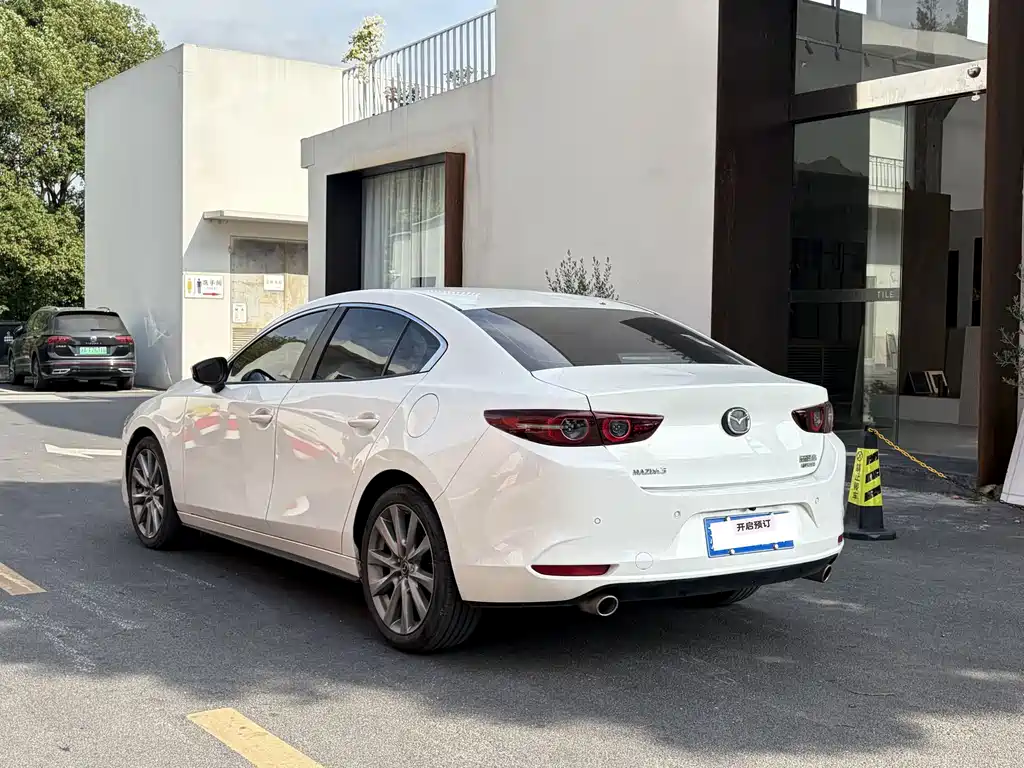 Mazda 3 Axela — миниатюра 7
