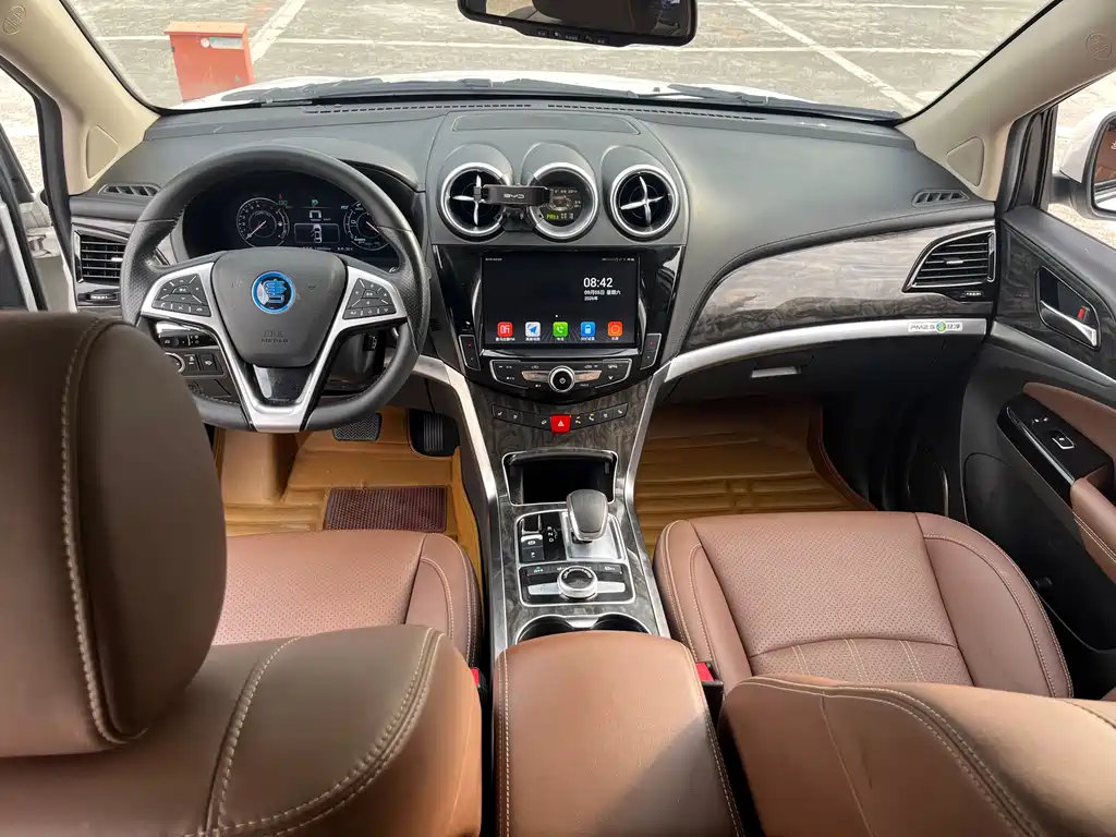 BYD Tang New Energy — миниатюра 17