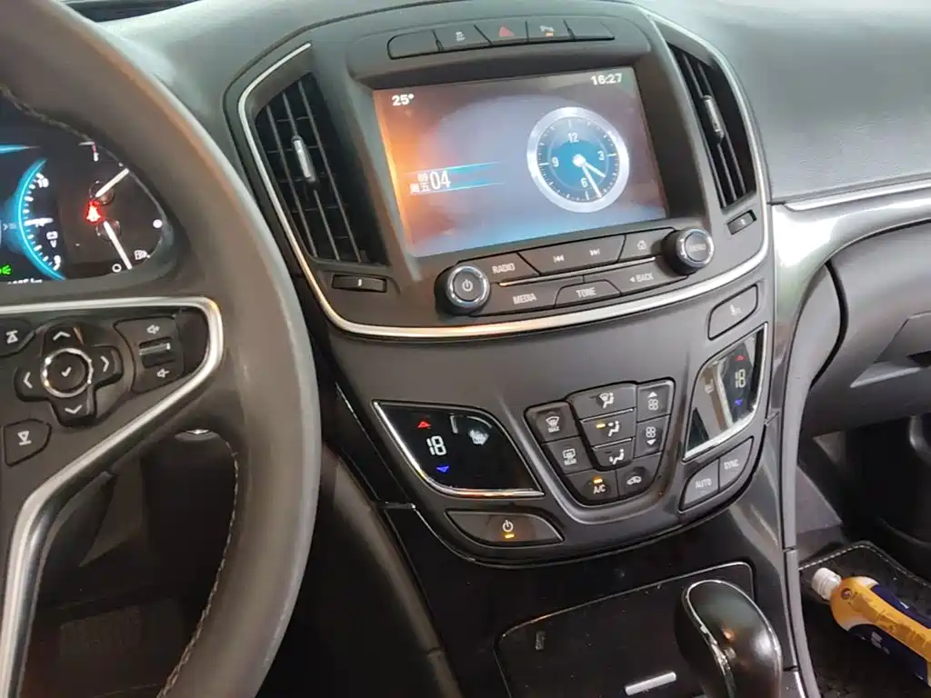 Buick Regal — миниатюра 13